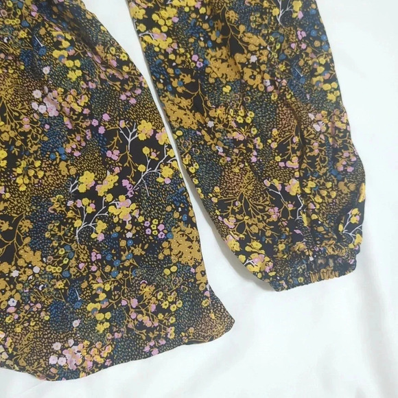 Urban Outfitters Paulina Floral Square Neck Romper, Color Black/Yellow Size SP - Picture 9 of 15